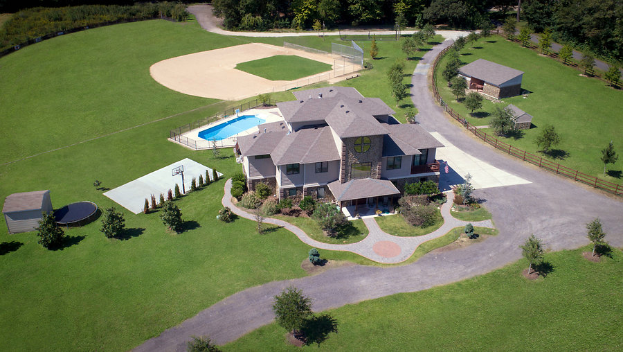 Aerial  photography allows  realtors and developers  <BR>to show  potential  buyers  the unique  architectural features  of a property  <BR>as well as  the  surrounding landscape.