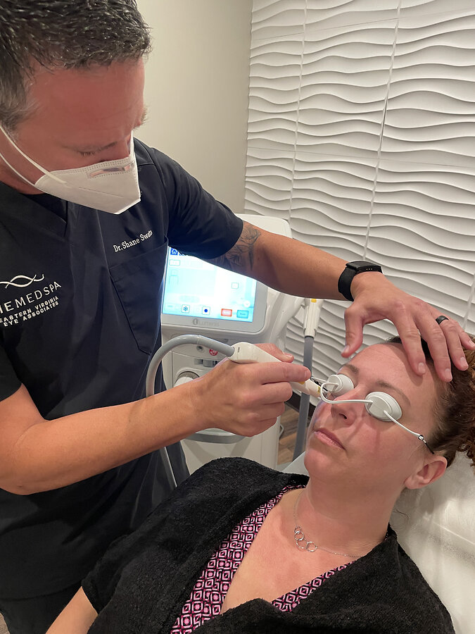 Dr. Shane Swatts with The Dry Eye Spa